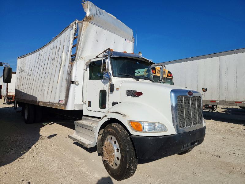2018 Peterbilt 337 BOX Truck