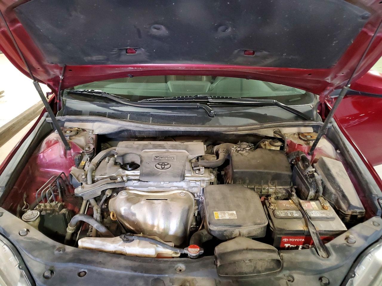 2016 Toyota Camry le