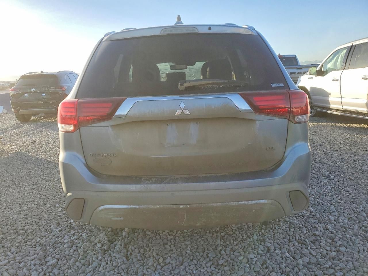 2020 Mitsubishi Outlander se