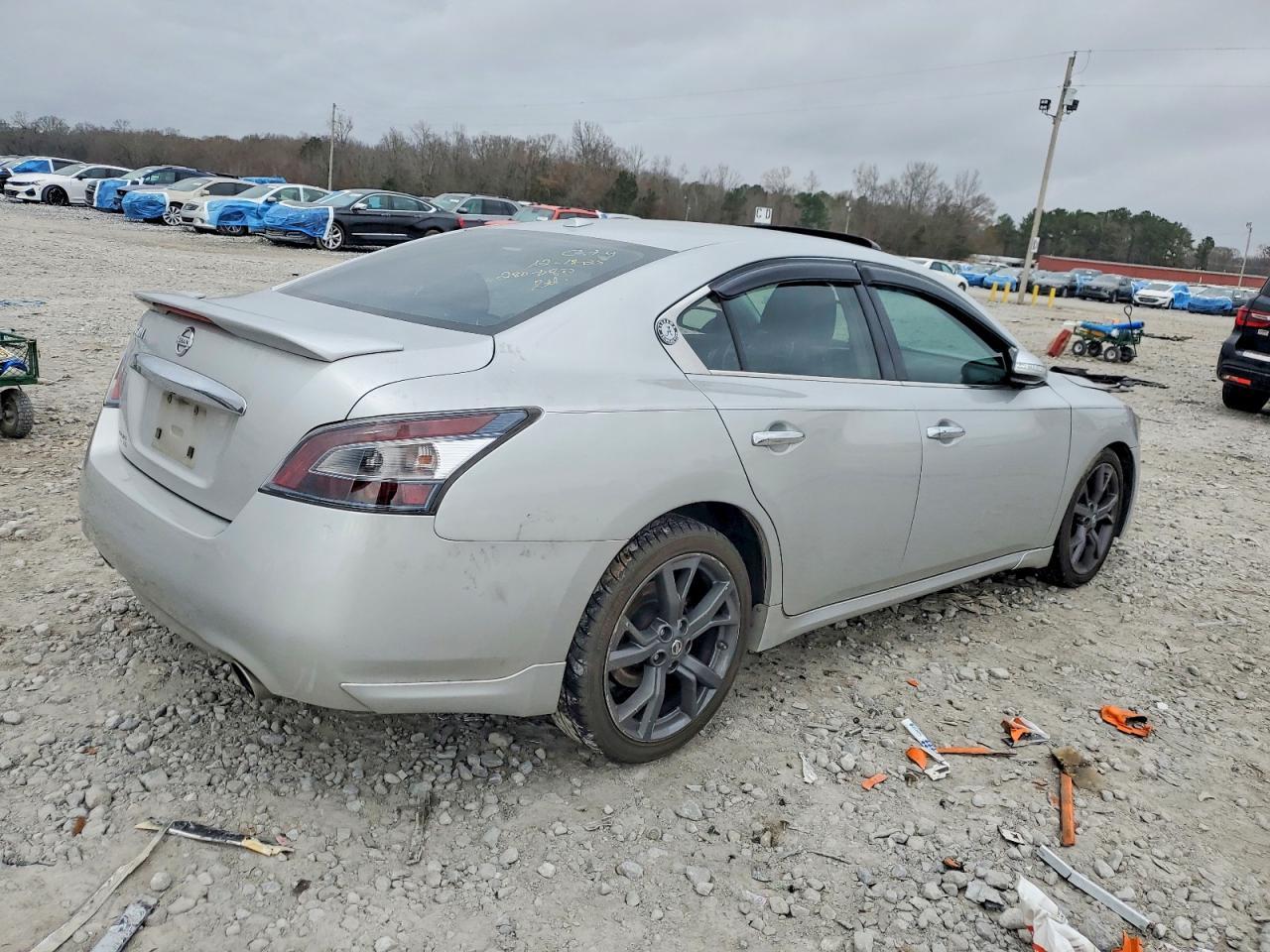 2013 Nissan Maxima s