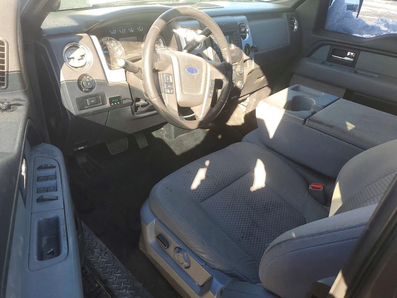 2013 Ford F150 Super cab