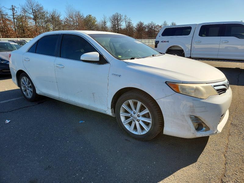 2013 Toyota Camry Hybrid