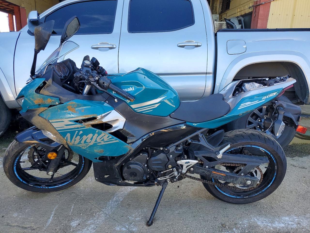 2021 Kawasaki EX400