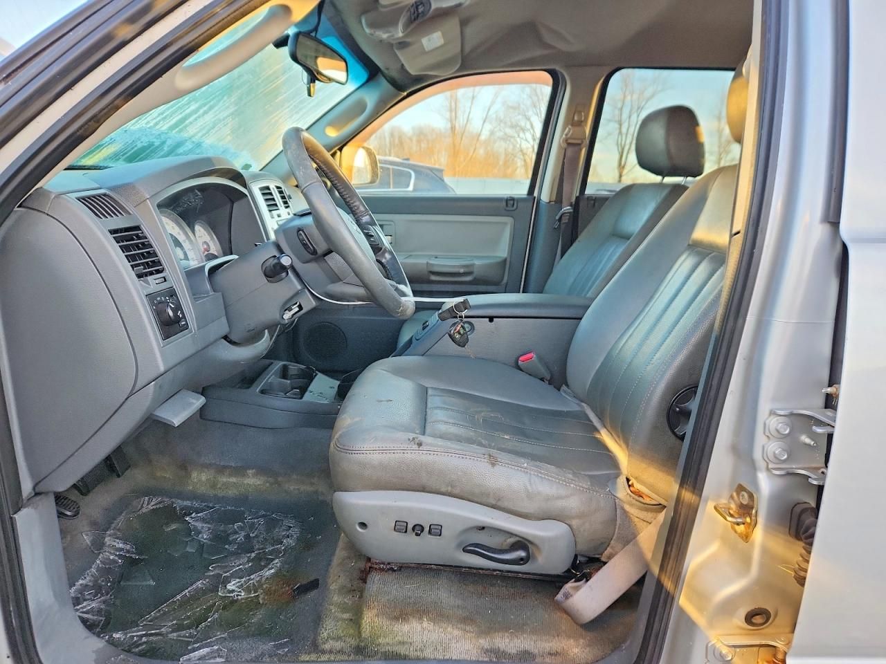 2005 Dodge Dakota Quad Laramie