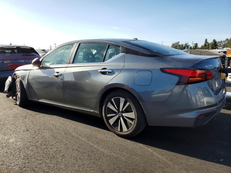 2021 Nissan Altima sv