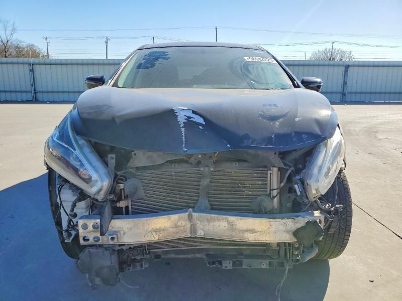 2018 Nissan Murano s