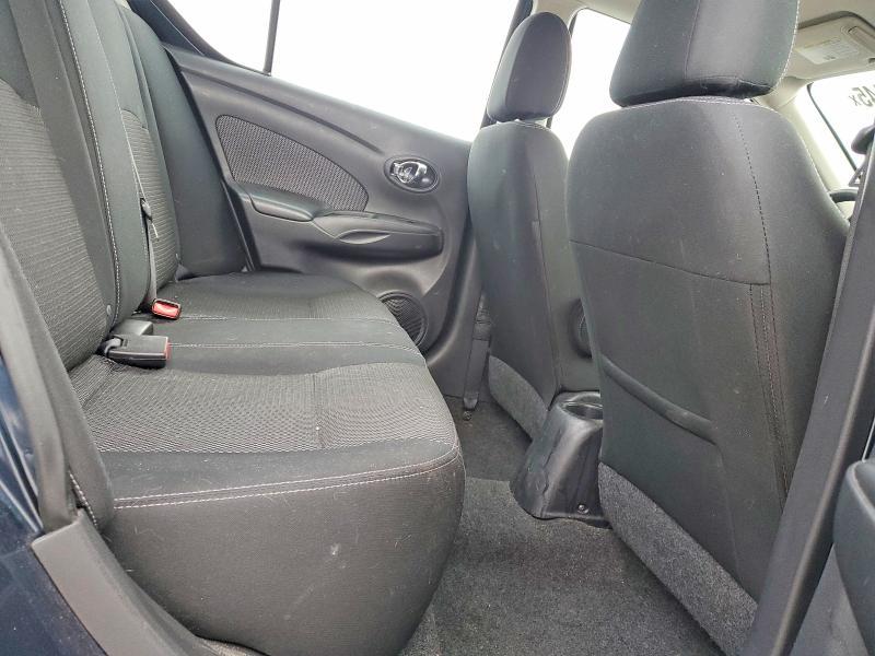 2015 Nissan Versa s