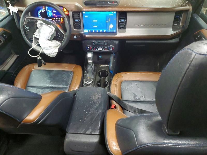 2023 Ford Bronco Base