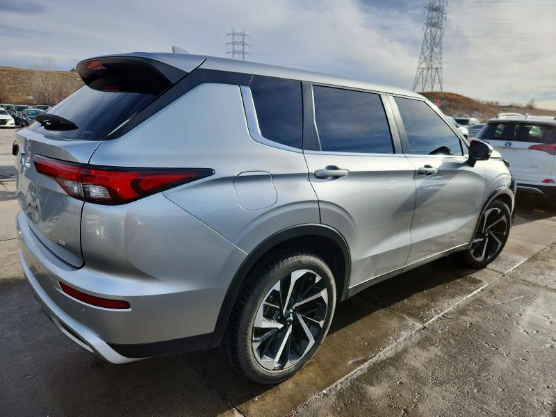 2024 Mitsubishi Outlander se