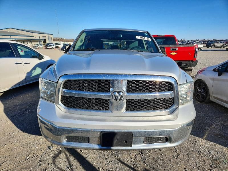2015 Dodge Ram 1500 slt