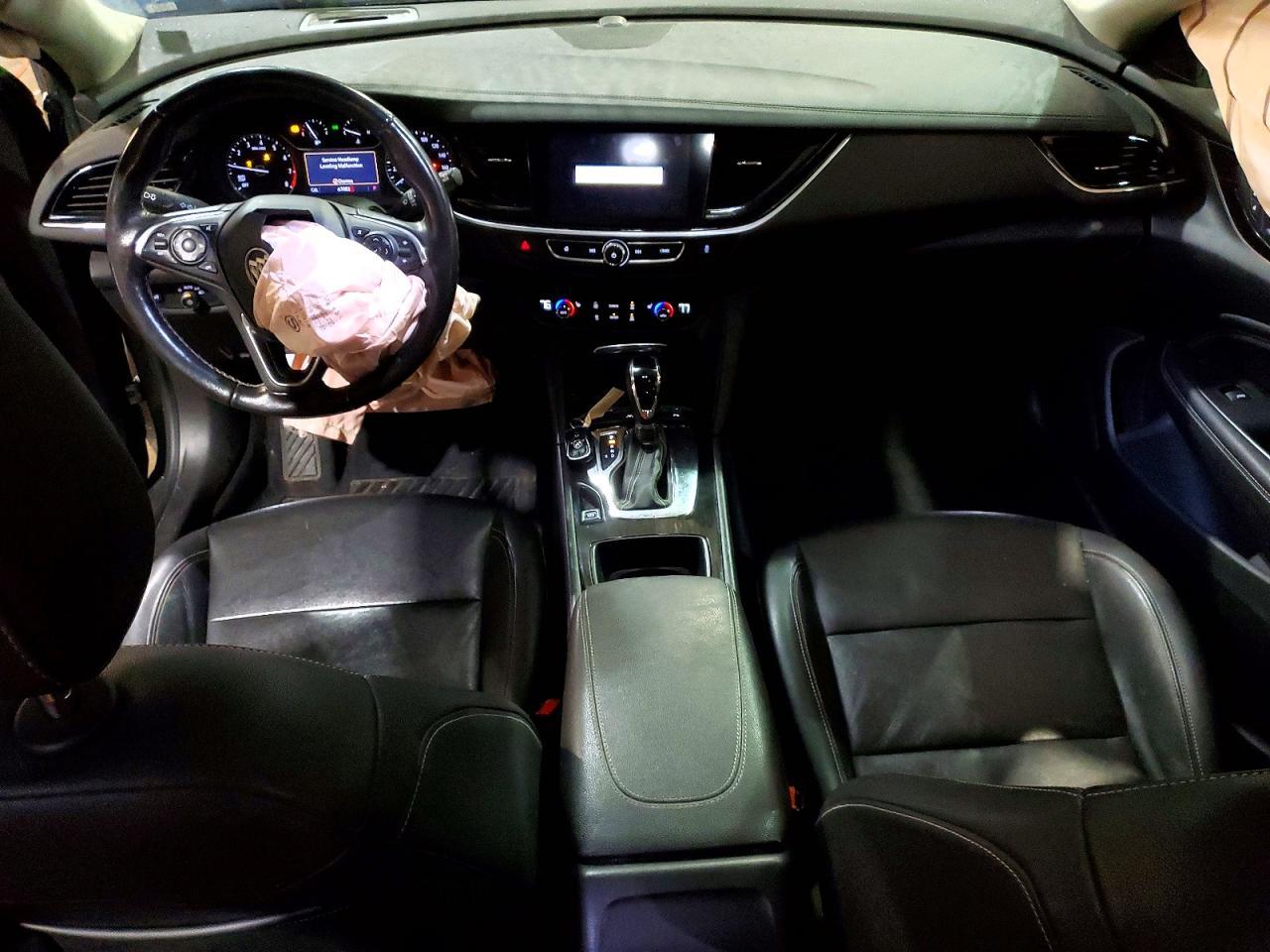2019 Buick Regal Tourx Essence