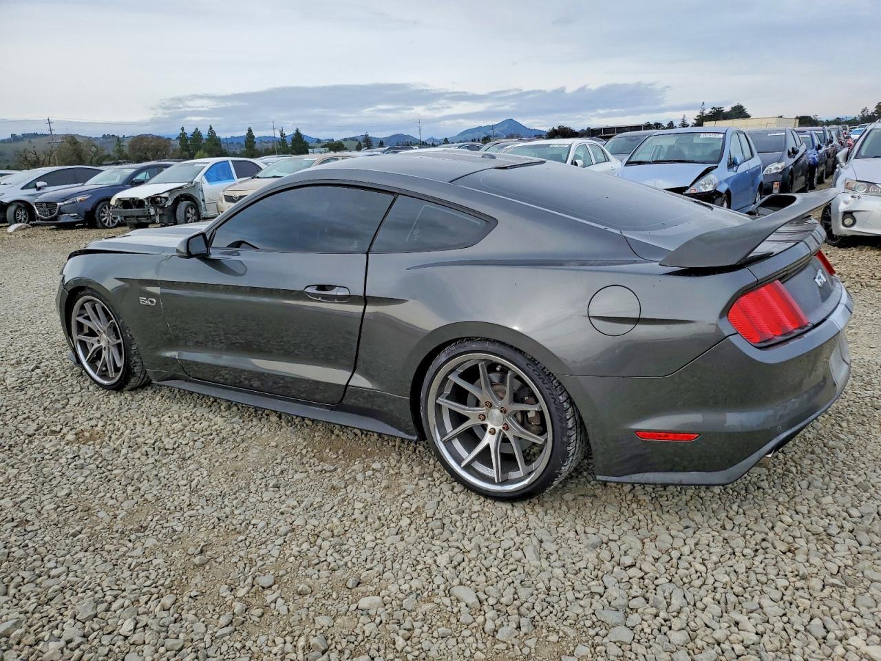 2017 Ford Mustang gt