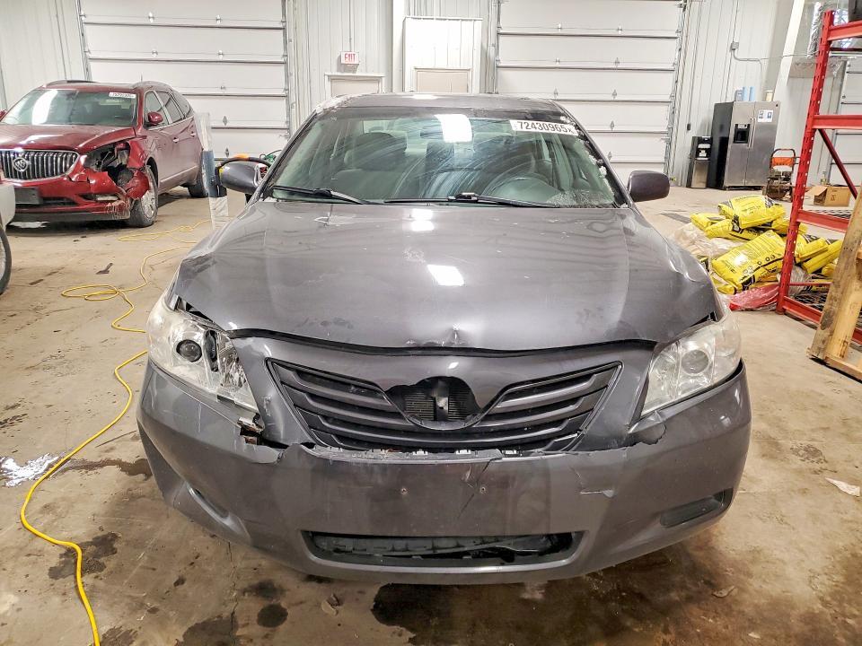 2009 Toyota Camry le