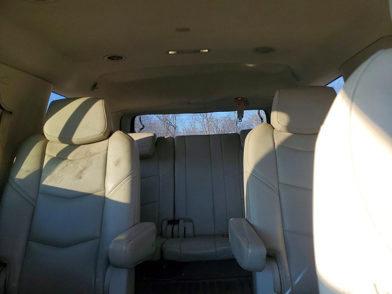 2016 Cadillac Escalade Premium