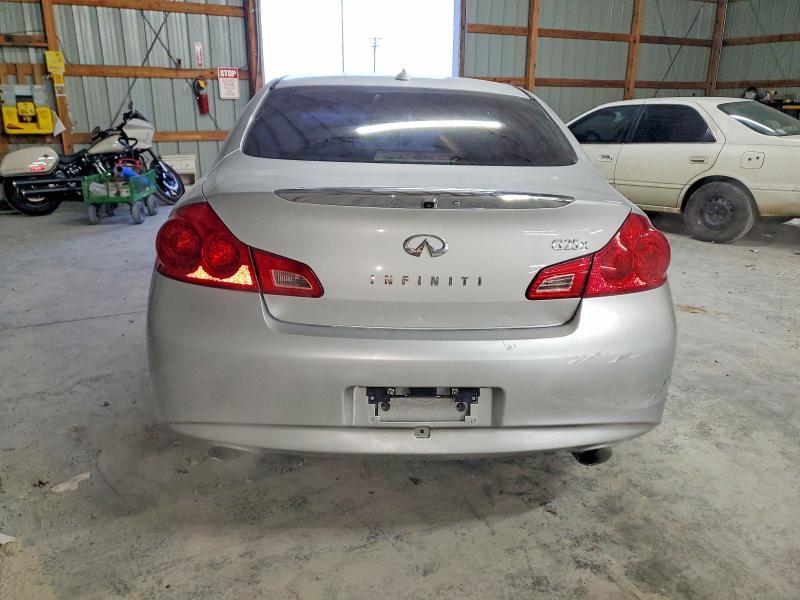 2011 Infiniti G25