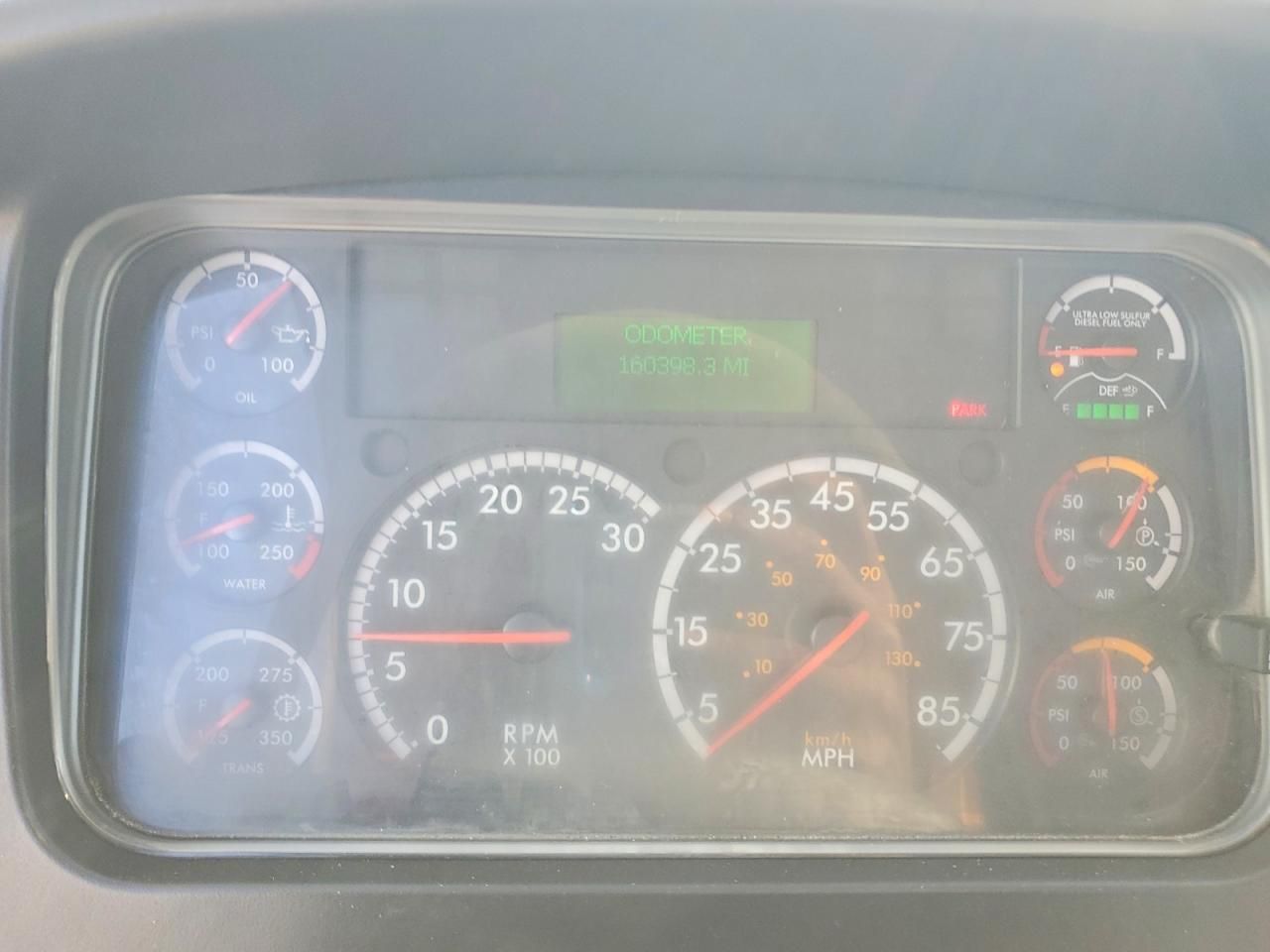 2016 Freightliner Business Class M2 Flatbed Truck