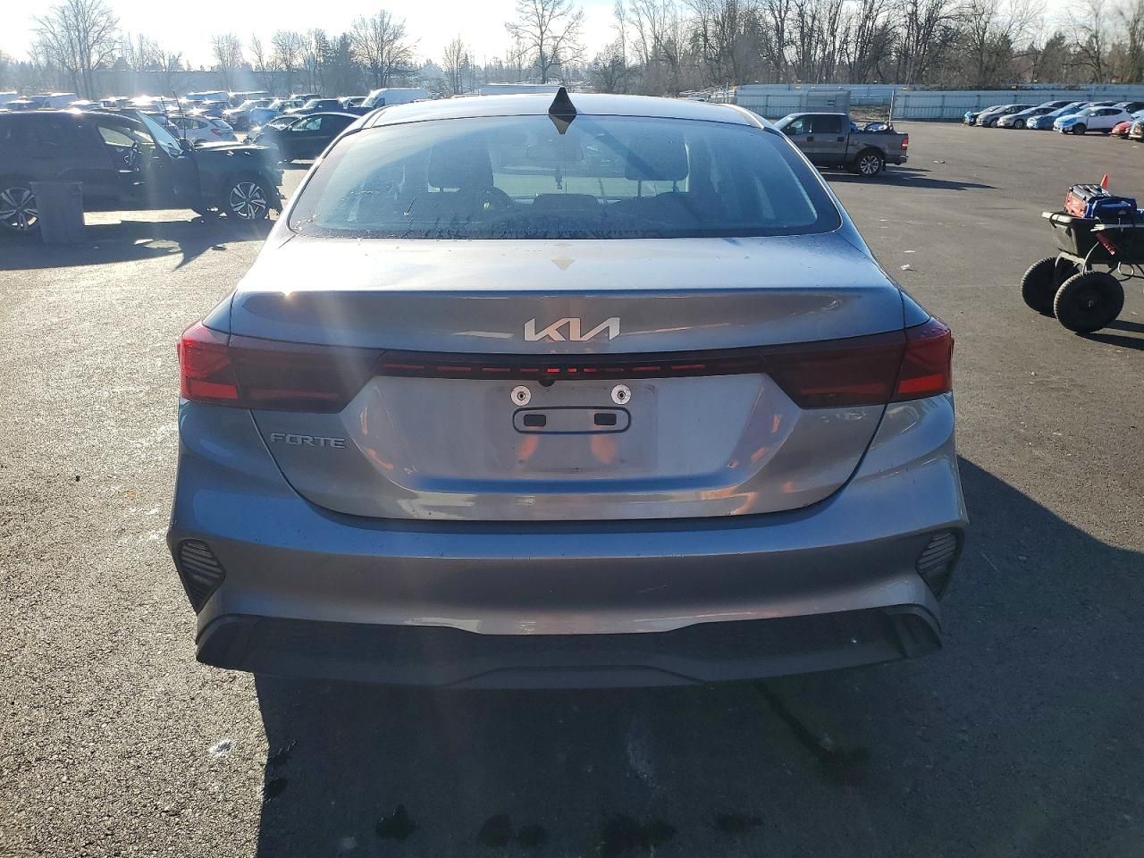 2024 KIA Forte lx