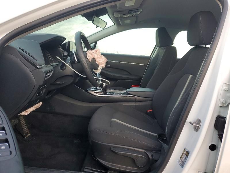 2023 Hyundai Sonata Hybrid