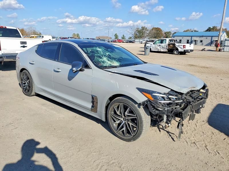 2022 KIA Stinger gt Line