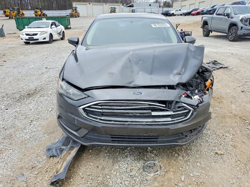 2018 Ford Fusion se Hybrid