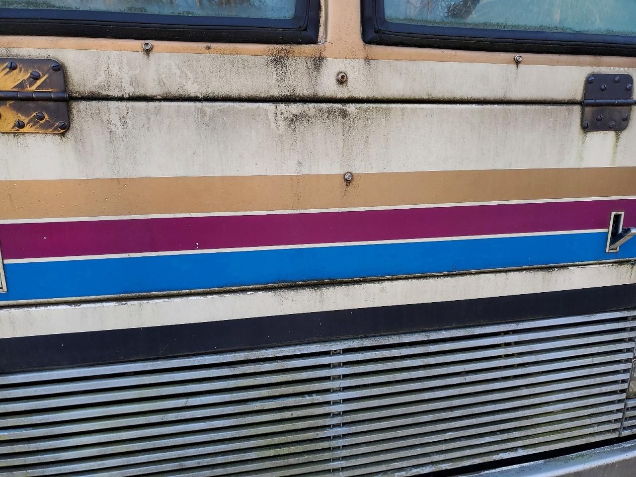 1993 Oshkosh Motor Truck Co. Chassis V Line Motor Home