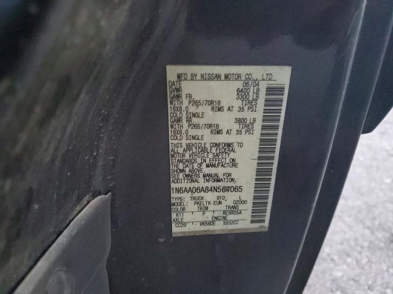 2004 Nissan Titan xe