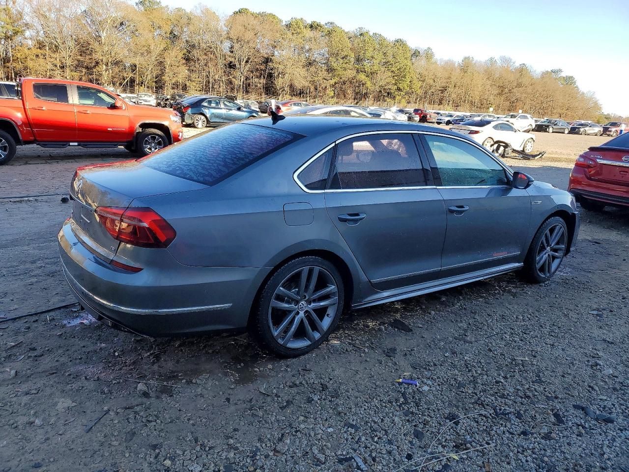 2017 Volkswagen Passat R-line