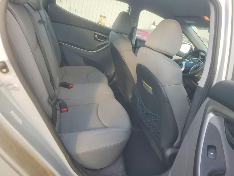 2012 Hyundai Elantra gls