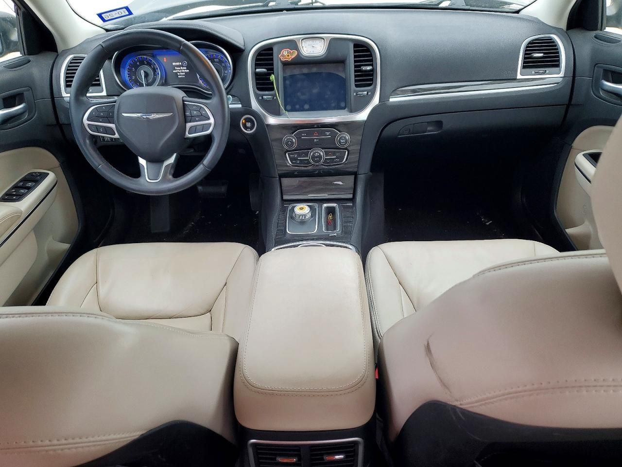 2017 Chrysler 300 Limited