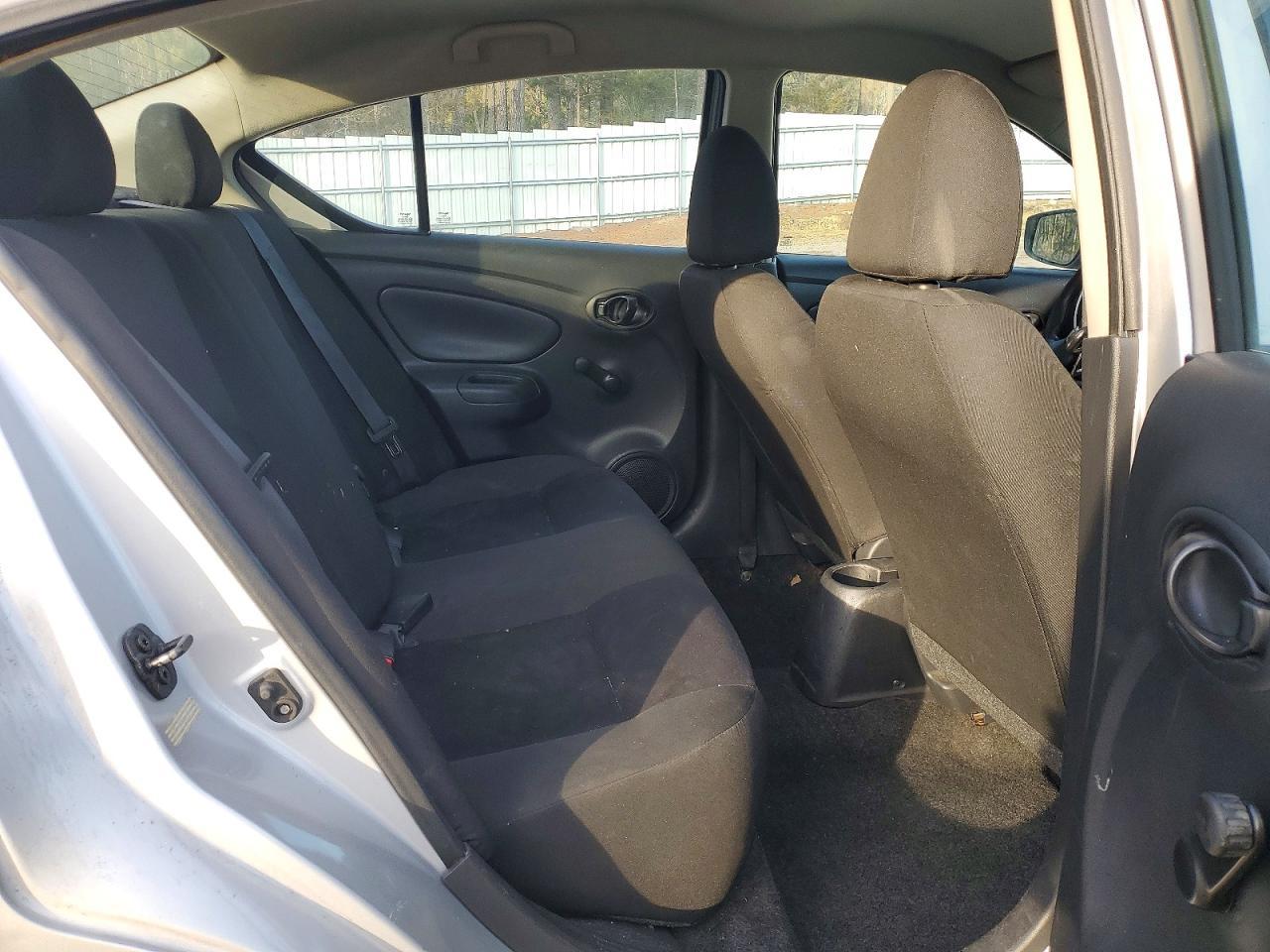 2018 Niss Versa s Plus