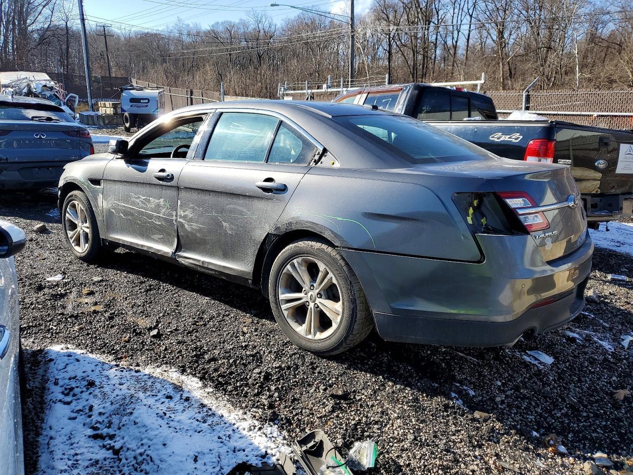 2015 Ford Taurus sel