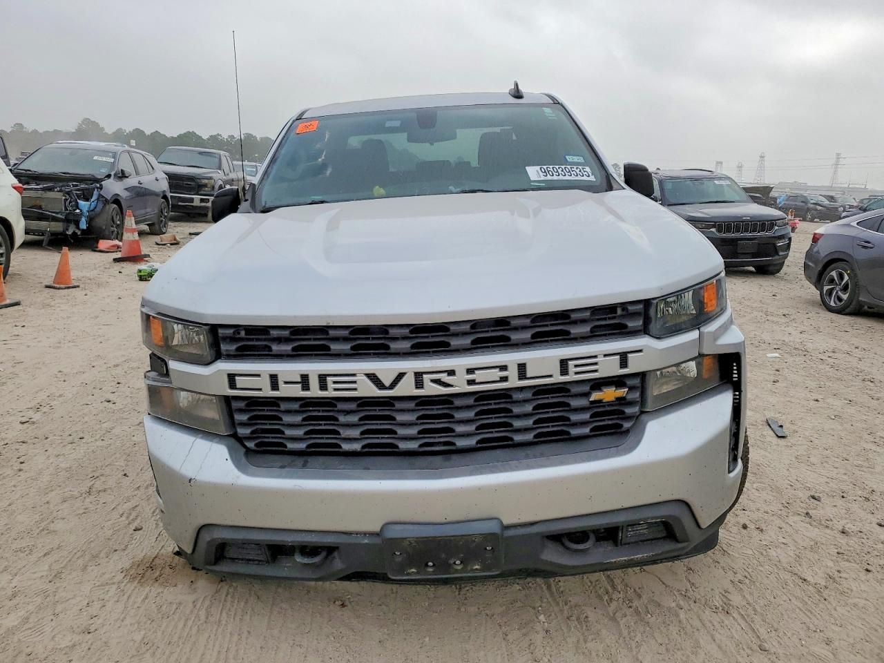 2020 Chevrolet Silverado C1500 Custom