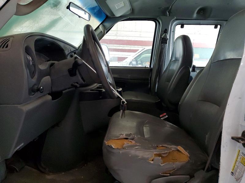 2007 Ford Econoline E150 van