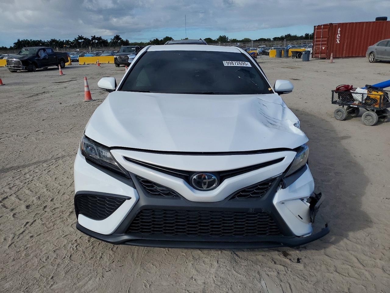 2024 Toyota Camry se Night Shade