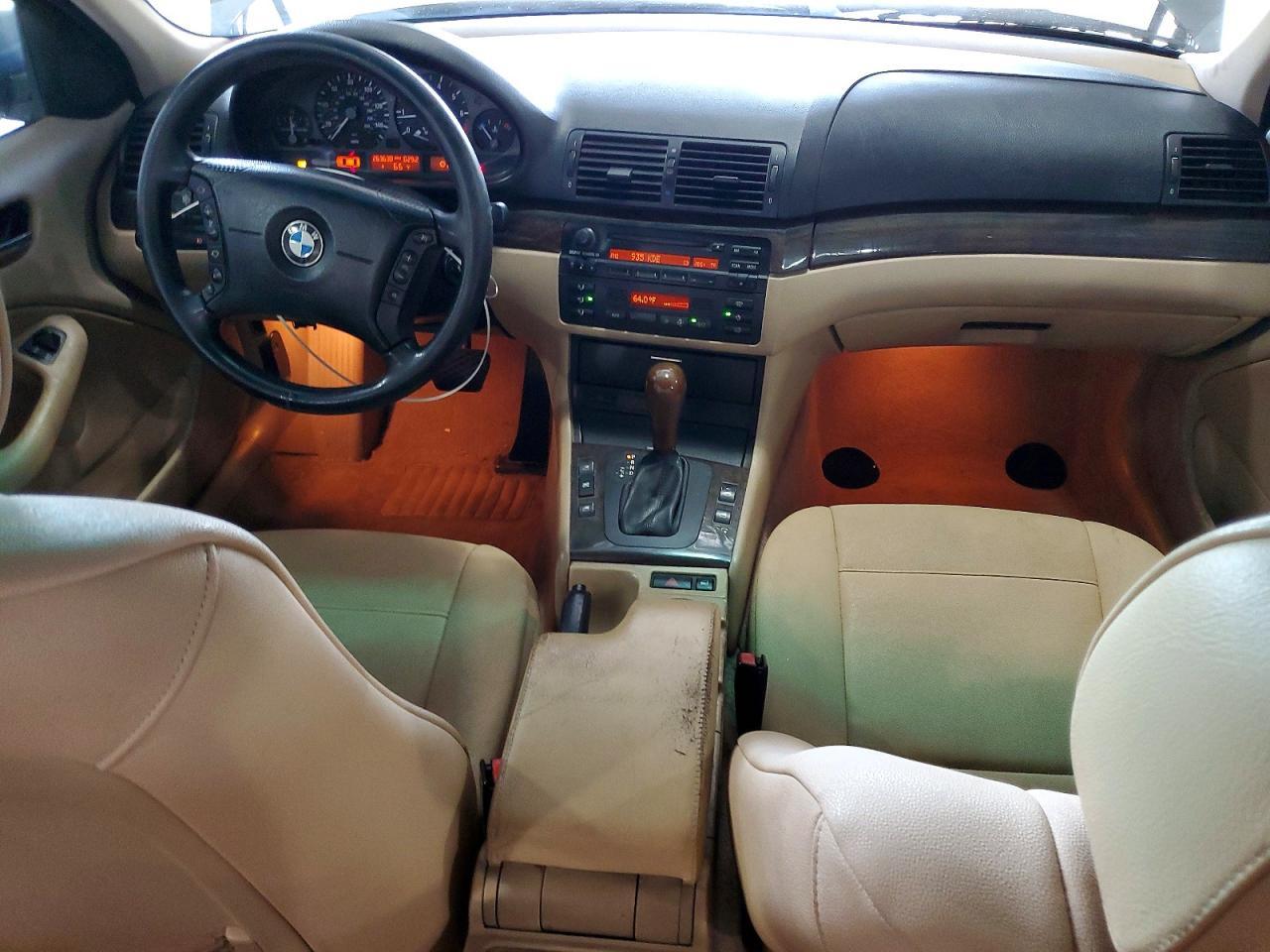 2002 BMW 325 i