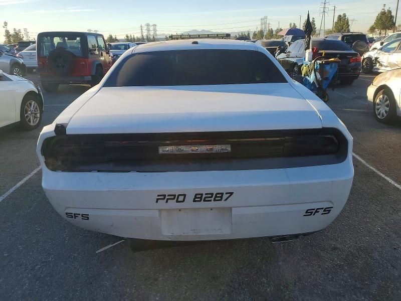 2013 Dodge Challenger sxt