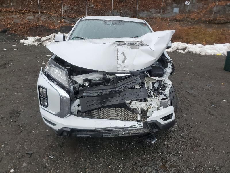 2024 Mitsubishi Outlander