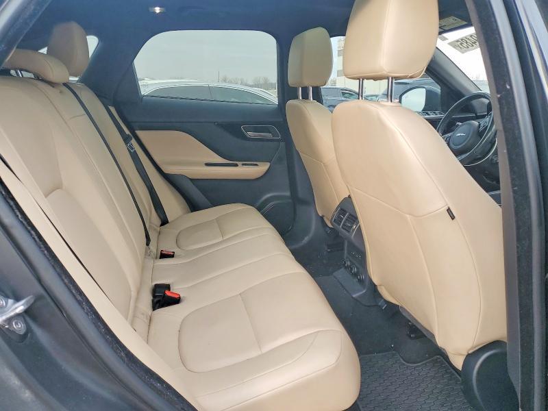 2019 Jaguar F-pace Premium