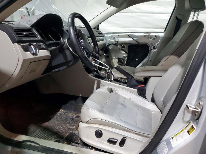 2016 Volkswagen Passat se