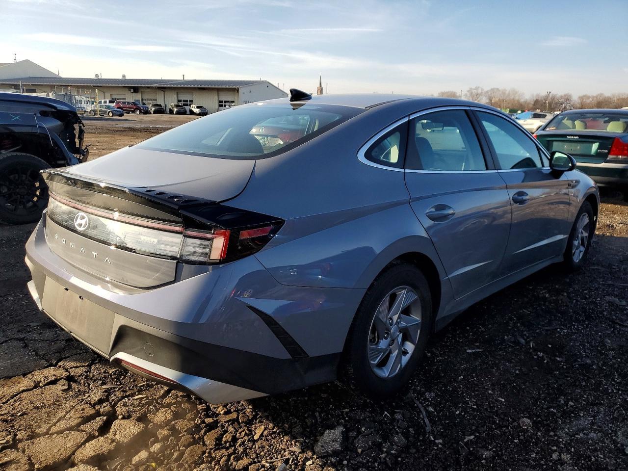 2025 Hyundai Sonata se
