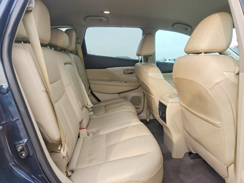 2018 Nissan Murano s