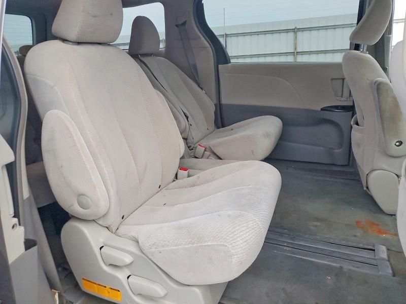 2011 Toyota Sienna Base