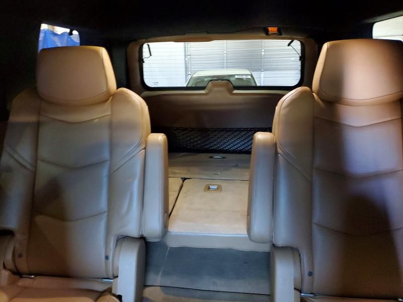 2017 Cadillac Escalade Platinum