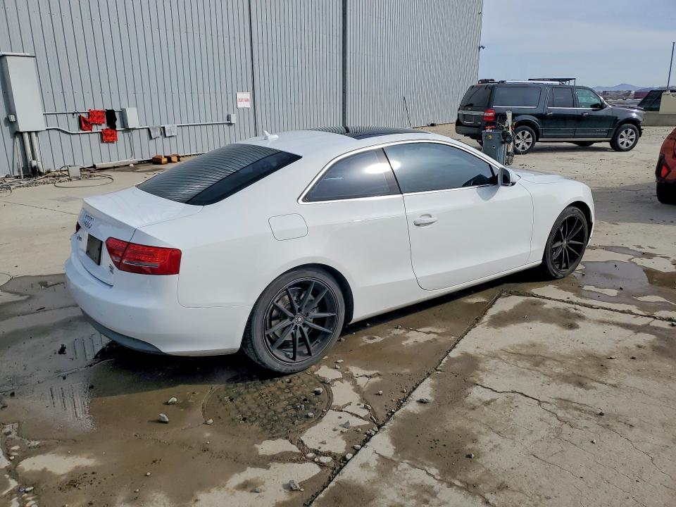 2010 Audi A5 Premium Plus