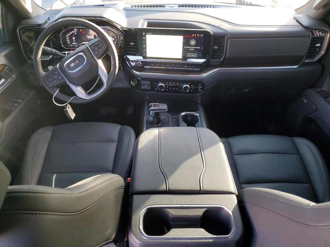 2025 GMC Sierra K1500 Elevation