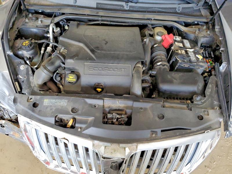 2011 Lincoln MKS