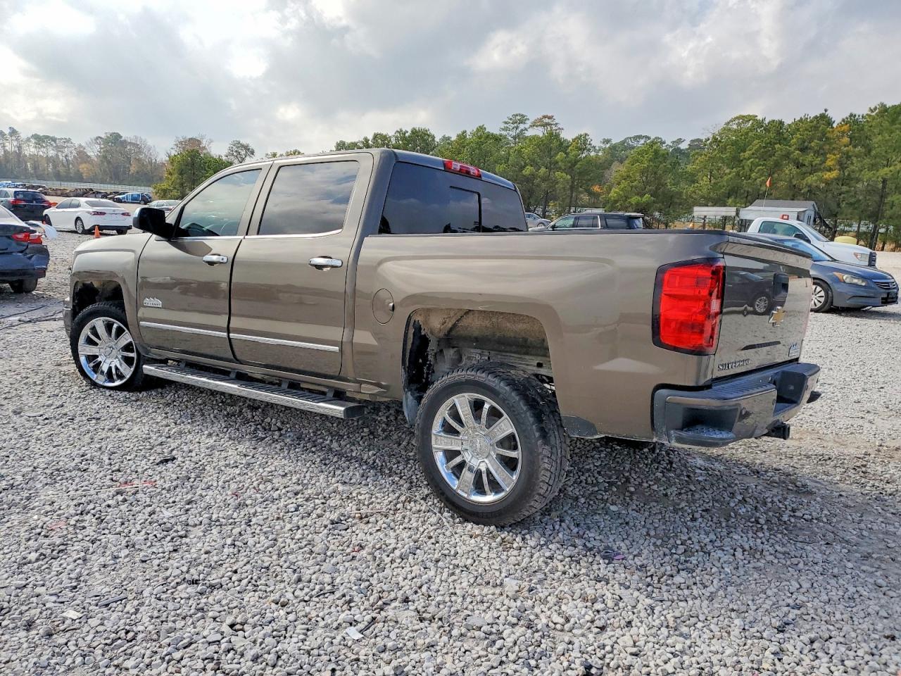 2015 Chevrolet Silverado C1500 High Country