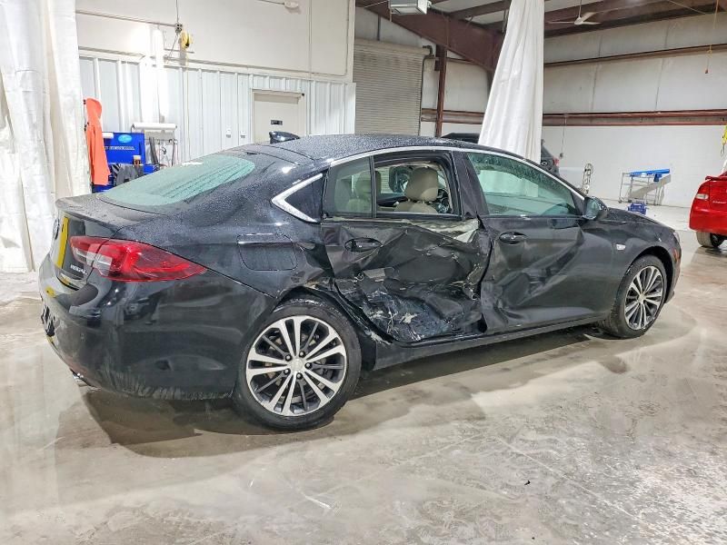 2018 Buick Regal Essence