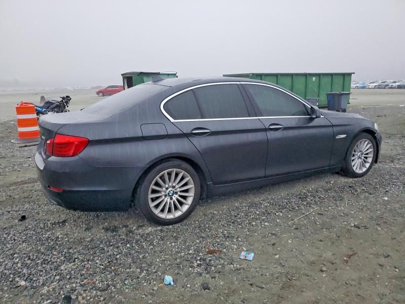 2013 BMW 528 i