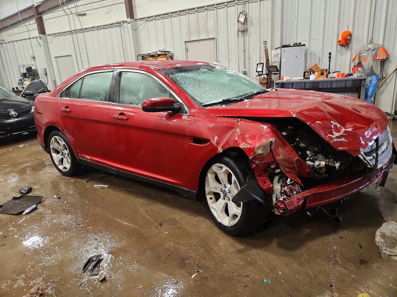 2010 Ford Taurus sel